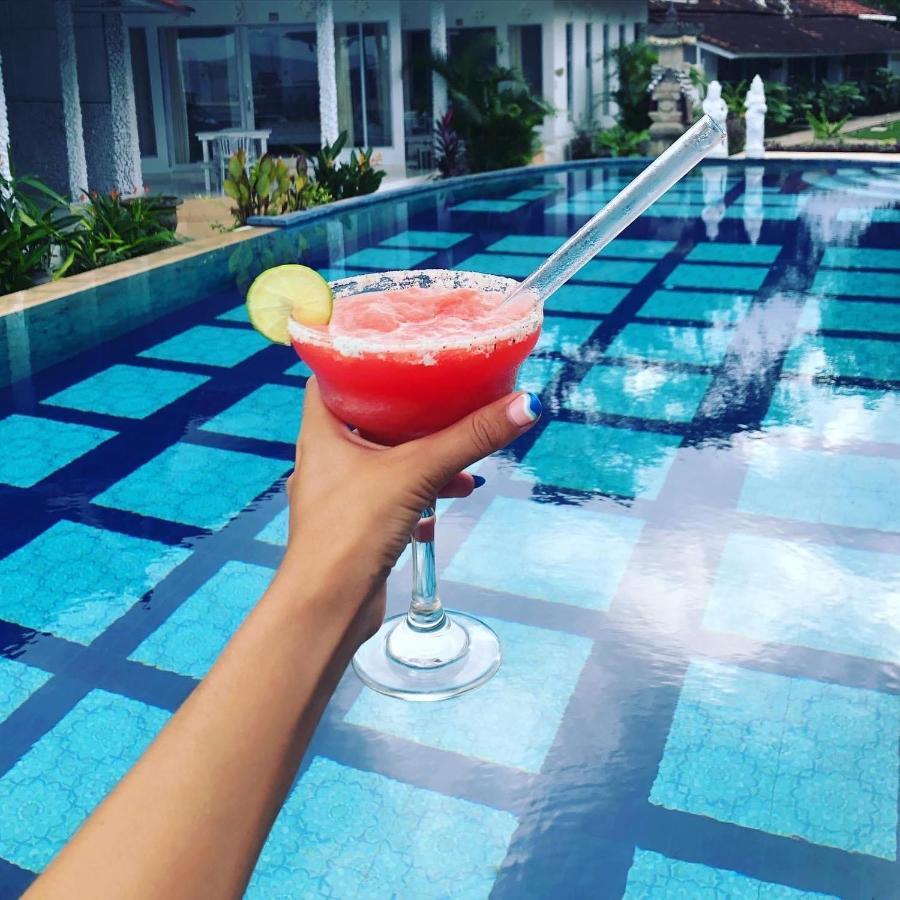 Salt Resort & Spa 아메드 외부 사진